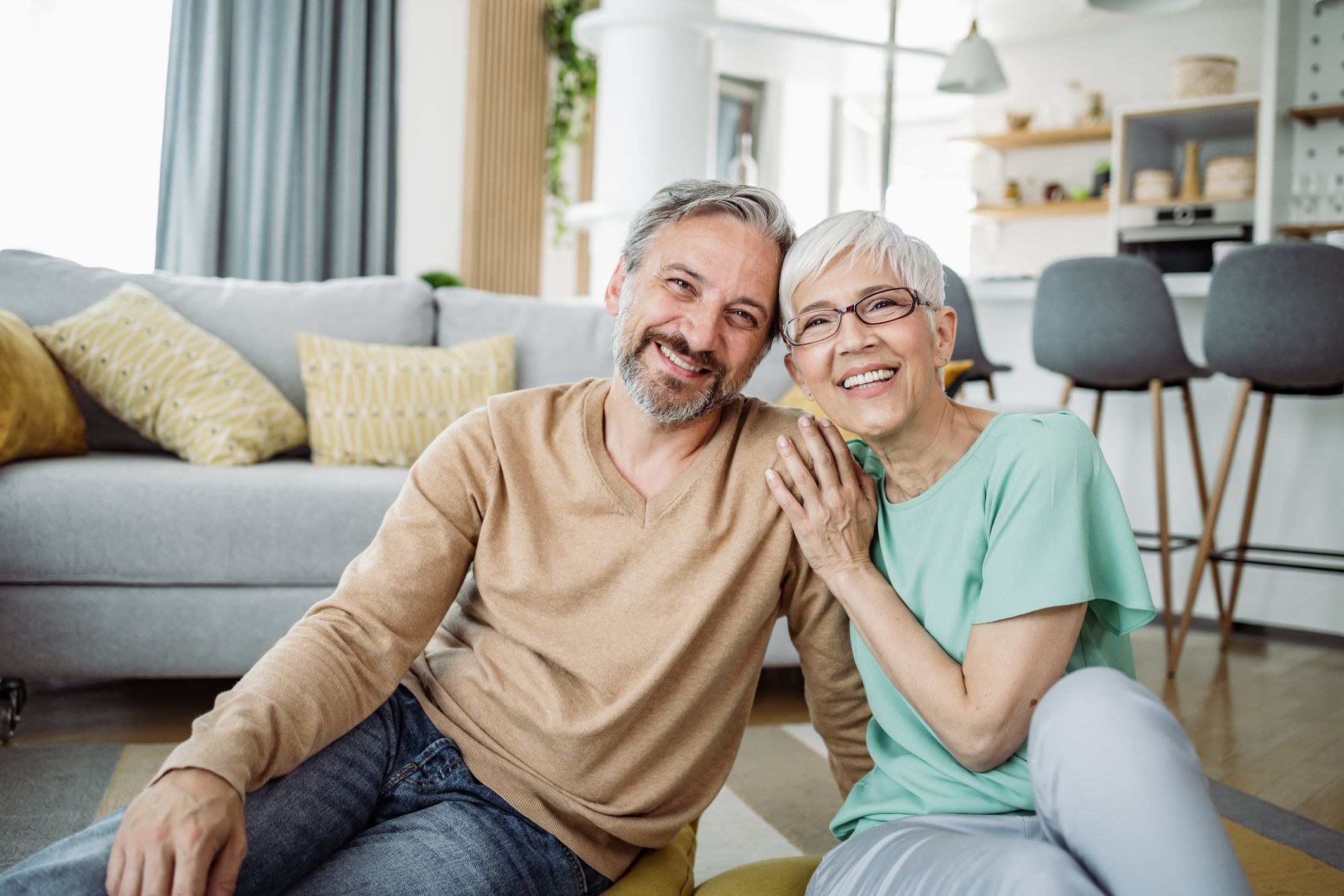 Elderly couple enjoying the peace of mind of guarnateed issue life insurance